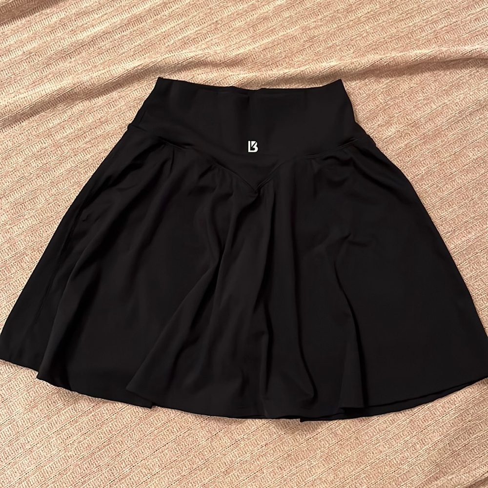 Buffbunny succulent skort NWT